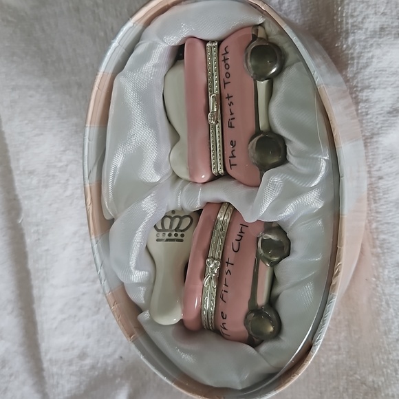 MUD PIE Baby Girl 1st Curl & 1st Tooth Trinket Keepsake Box Set - Picture 2 of 7